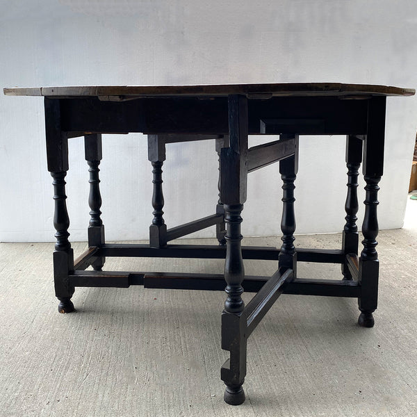 Large English Georgian Dark Oak Oval Gate-Leg Dining Table