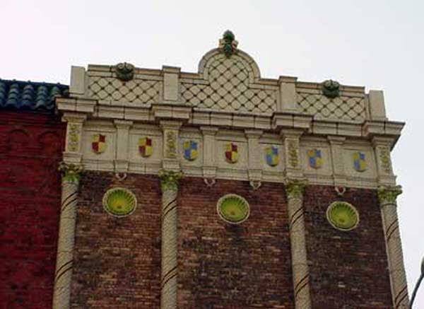 American Teco Venetian Theatre Glazed Terracotta Architectural Roundel Shell