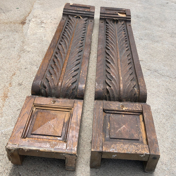 Pair of Large American Victorian Oak Architectural Brackets