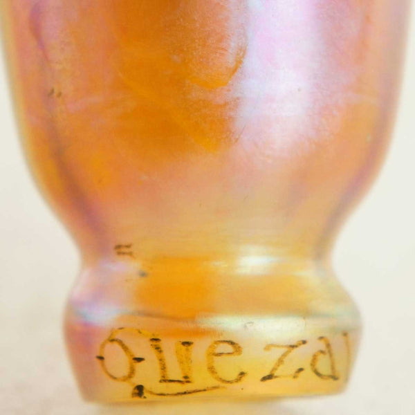 American Quezal Art Nouveau Iridescent Gold Glass Lily Lamp Shade