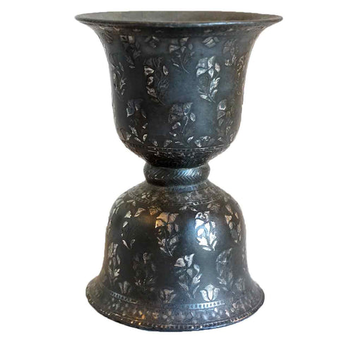Indian Mughal Silver Inlaid Bidri Bell-Shaped Spittoon (Peekdaan/Thookadaan)