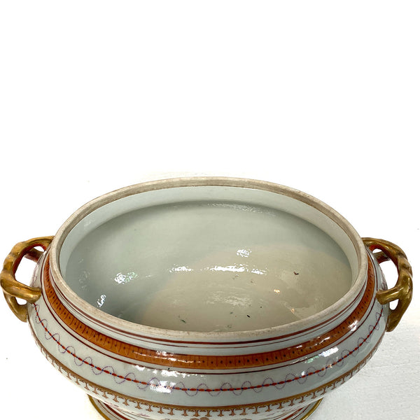 Rare Chinese Export East India Co. Famille Rose Porcelain Armorial Tureen