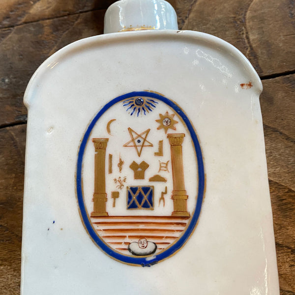 Chinese Export Qing Porcelain Masonic Armorial Flask-Form Tea Caddy