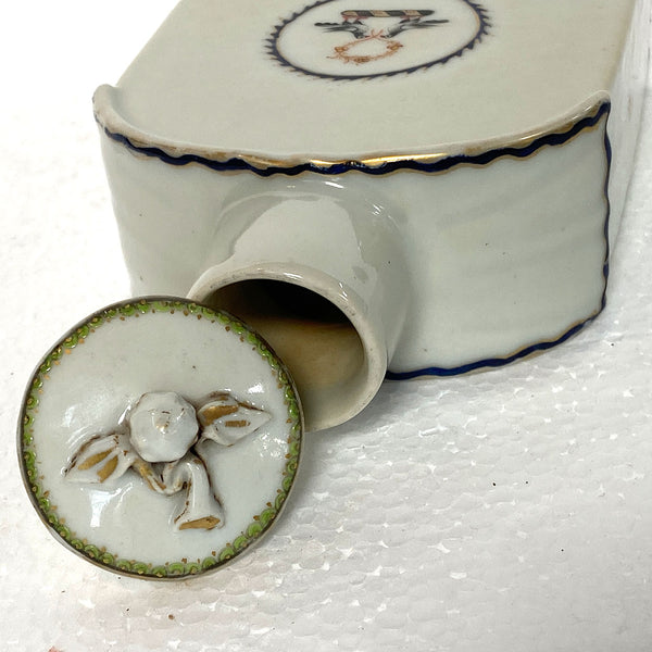 Chinese Export Qing Porcelain Armorial Flask-Form Tea Caddy