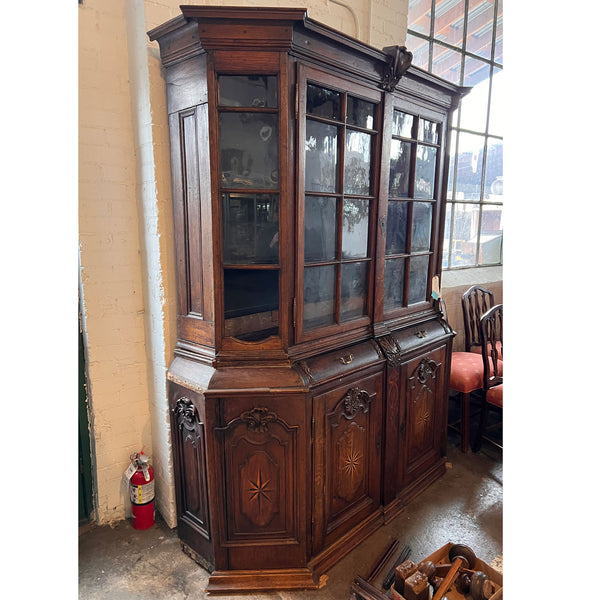 Lot 0148 | Dutch Baroque Inlaid Oak and Glass Display Cabinet