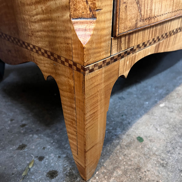 American East Tennessee Federal Inlaid Tiger Maple Chest of Drawers