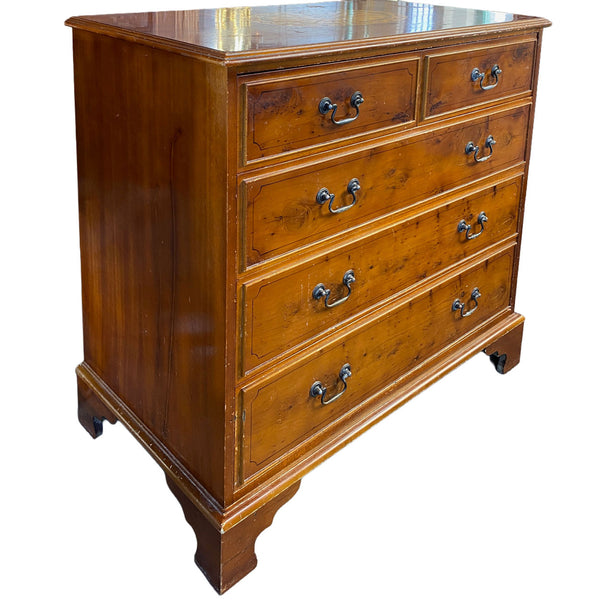 Lot 0550 | Vintage English Chippendale Style Yew Veneer Chest of Drawers