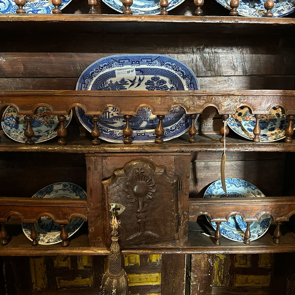 French Provincial Chestnut, Pine and Walnut Plate Rack (Vaisselier Egouttoir)