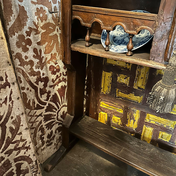 French Provincial Chestnut, Pine and Walnut Plate Rack (Vaisselier Egouttoir)