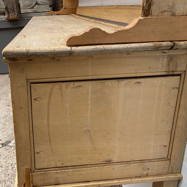 English Georgian Pine Welsh Dresser and Rack