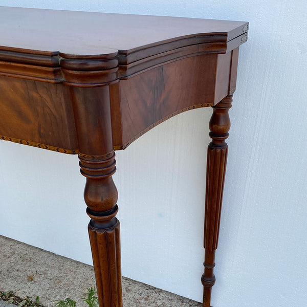 American New England Sheraton Mahogany Fold-Over Card Table