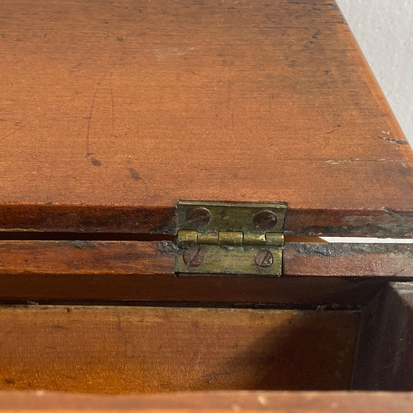 American New England Wooden Double-Lidded Cutlery Box
