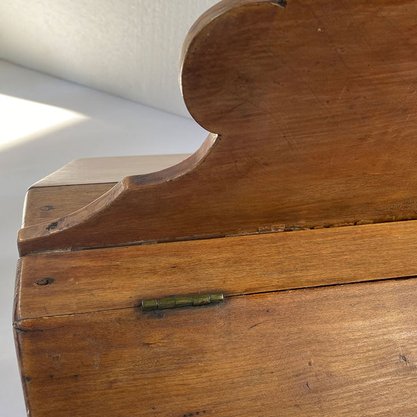 American New England Wooden Double-Lidded Cutlery Box