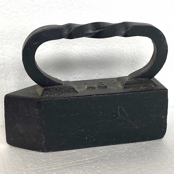 American Industrial Cast Iron Twist Handle 18-Pound Sad Iron