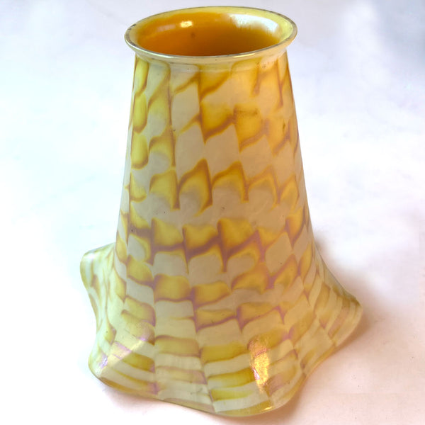 American Fostoria Art Glass Gold Zipper Pattern Lamp Shade
