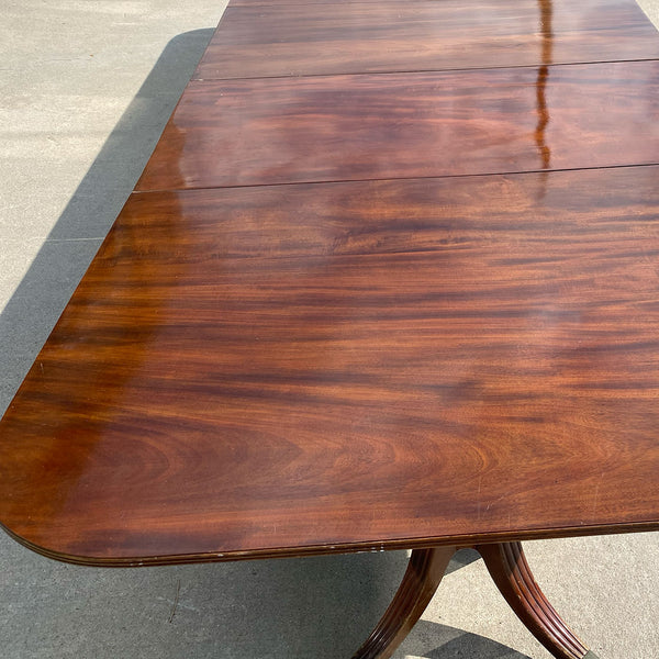 English Georgian Style Mahogany Double Pedestal Dining Table