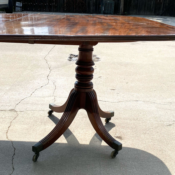 English Georgian Style Mahogany Double Pedestal Dining Table
