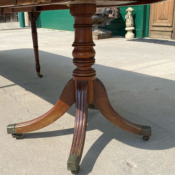 English Georgian Style Mahogany Double Pedestal Dining Table