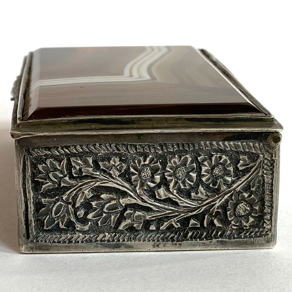 Indian Kashmiri Chased Silver Agate Lid Snuff Box
