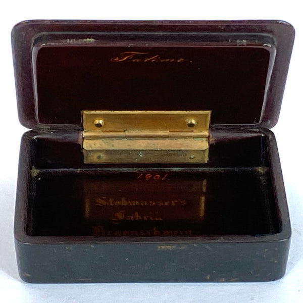 German Stobwasser Lacquered Papier-Mâché Snuff Box, The Love Letter