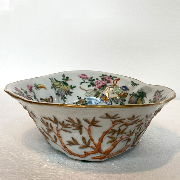 Chinese Qing Gilt Famille Rose Porcelain Oval Bowl