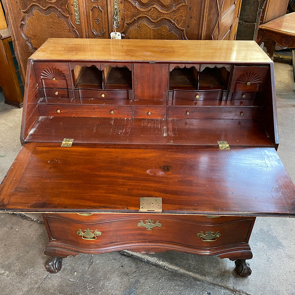 American Boston Chippendale Figured Mahogany Oxbow Fall Front Desk