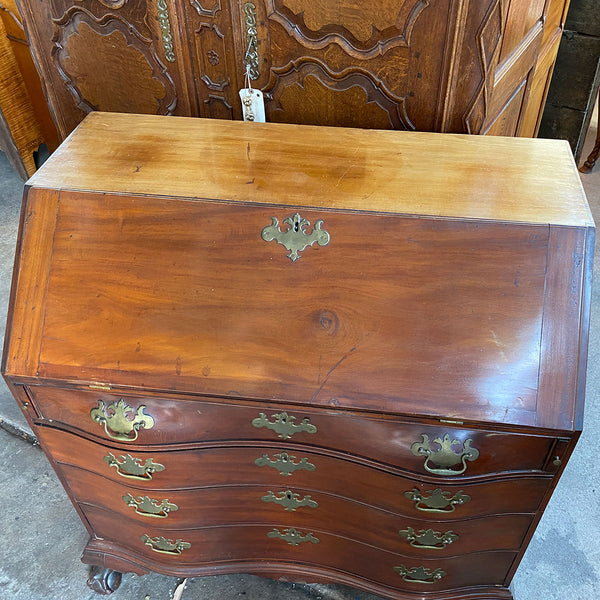 American Boston Chippendale Figured Mahogany Oxbow Fall Front Desk