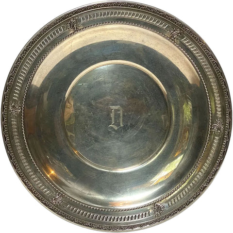 American R. Wallace & Sons Sterling Silver 4140-8 Round Serving Tray