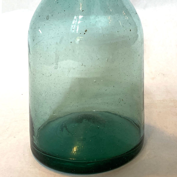 Early American Mid-Atlantic Glass Aquamarine Utility Bottle