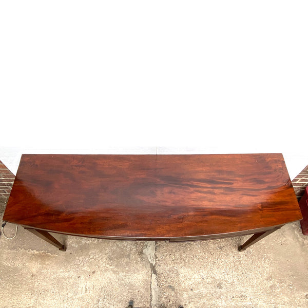 English George III Mahogany Veneer Bowfront Serving Table