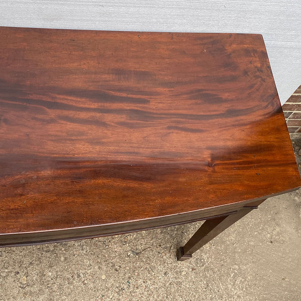 English George III Mahogany Veneer Bowfront Serving Table