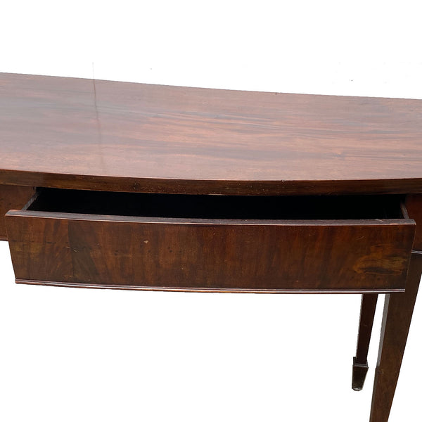 English George III Mahogany Veneer Bowfront Serving Table