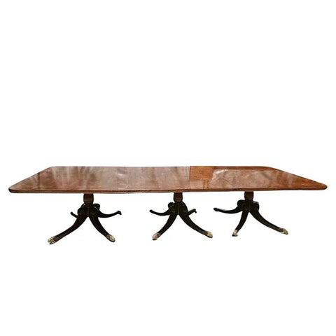English George III Crossbanded Mahogany Triple Pedestal Dining Table