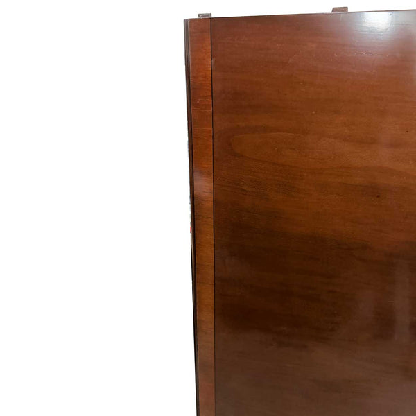 English Regency Crossbanded Mahogany Triple-Pedestal Dining Table