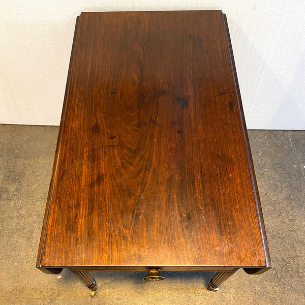 American New England Federal Mahogany Pembroke Drop-Leaf Side Table