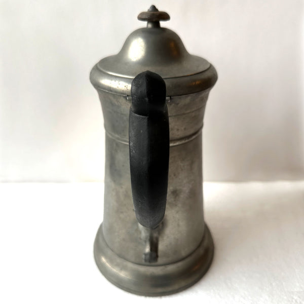 Lot 0387 | American Pewter Tea and Coffee Pots (3 pieces)