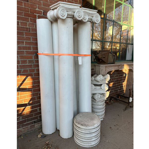 Lot 0322 | (6) American Denver Neoclassical White Painted Pine Architectural Columns