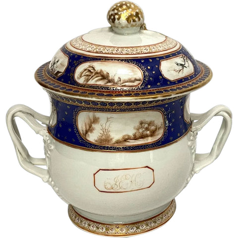 Chinese Export Porcelain Two-Handle Covered Pot