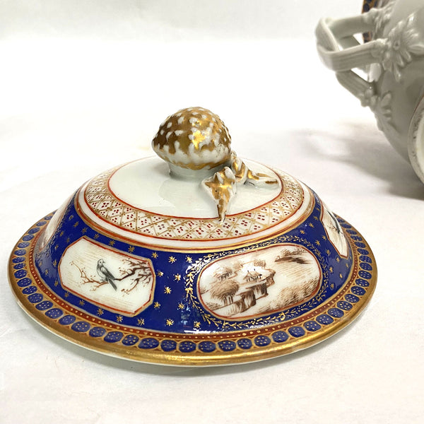 Chinese Export East Indian Company Porcelain Two-Handle Covered Sugar Pot