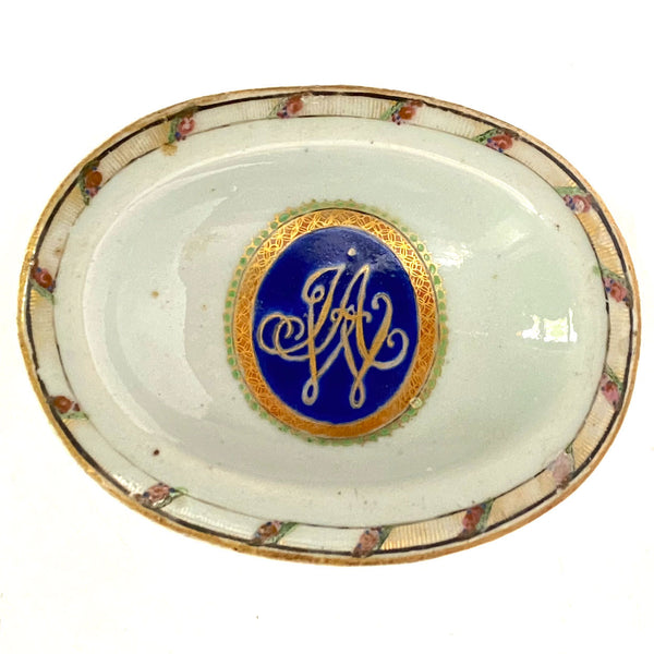 Two Chinese Export Porcelain Armorial and Scenic Open Salt Dips / Cellars