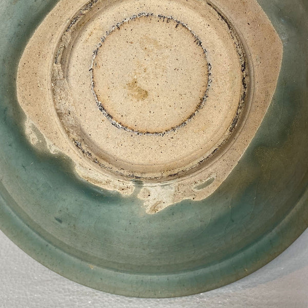 Large Thai Sawankhalok Celadon Stoneware Bowl