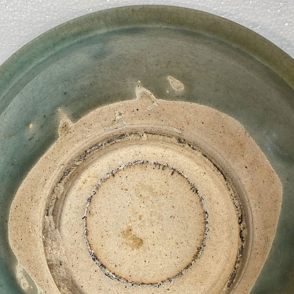 Large Thai Sawankhalok Celadon Stoneware Bowl