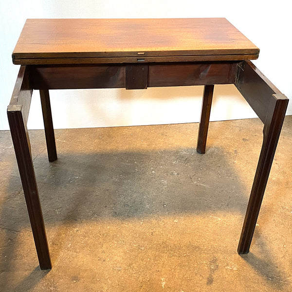 English George III Mahogany Fold-Over Tea Table