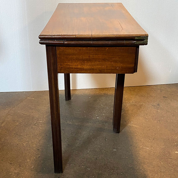 English George III Mahogany Fold-Over Tea Table