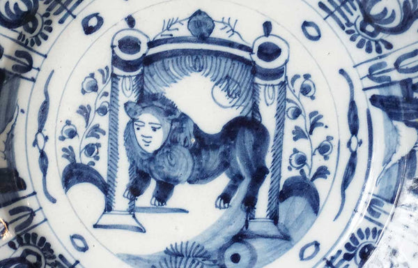 Rare Dutch Delft De Klauw Blue and White Pottery Lion of Judah Charger
