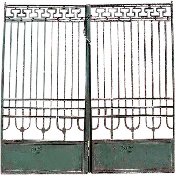 Continental Jugendstil Green Painted Wrought Iron Fence Panels, Gates and Post