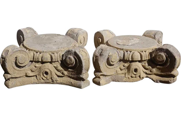 Pair of American Chicago Neoclassical Limestone Pillar Capitals