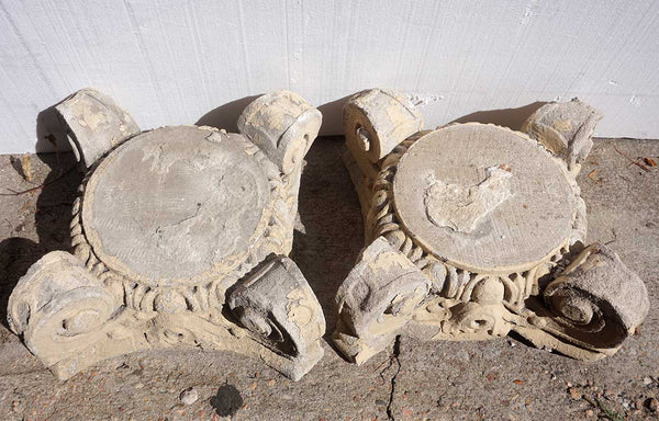 Pair of American Chicago Neoclassical Limestone Pillar Capitals