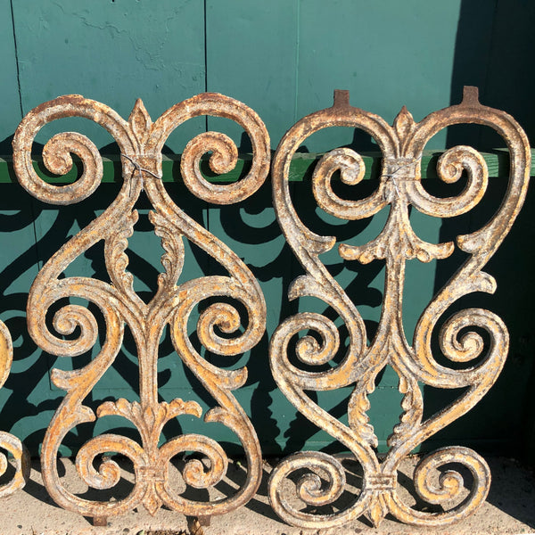 Large English Victorian Painted Cast Iron Railing / Staircase Baluster