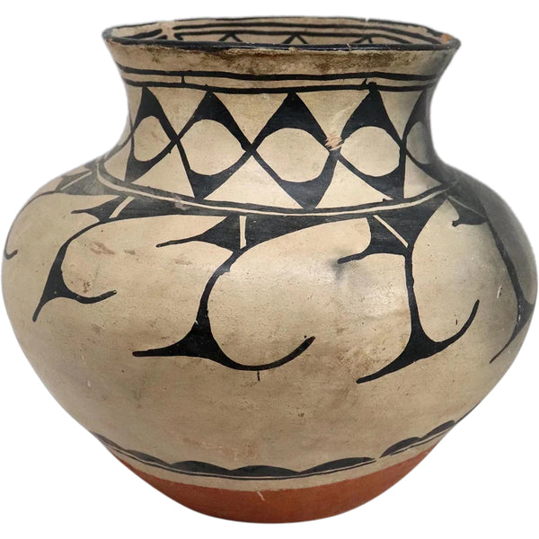Native American Santa Domingo / Kewa Polychrome Pottery Jar